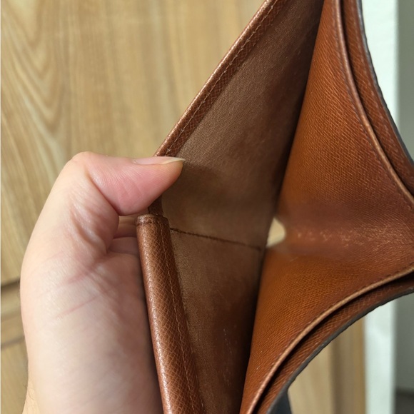 Auth Louis Vuitton Monogram Portefeiulle Marco Bifold Wallet - Picture 7 of 11